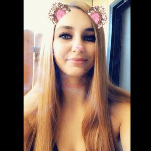 Meet your Posher, Nina